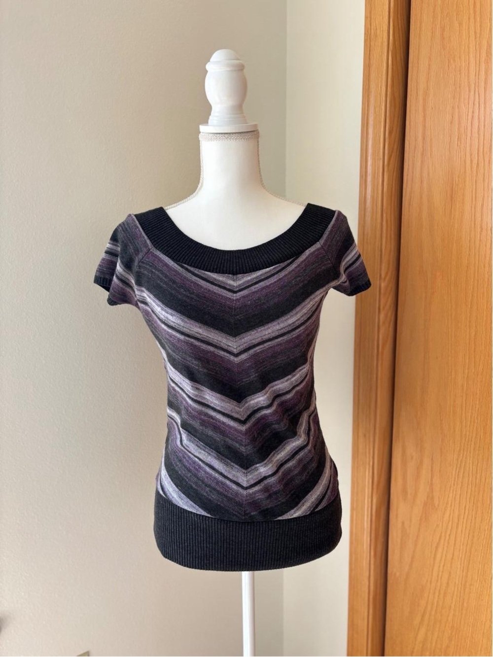 Iz Byer Black, Purple and Gray Chevron Short-Sleeve Knit Top